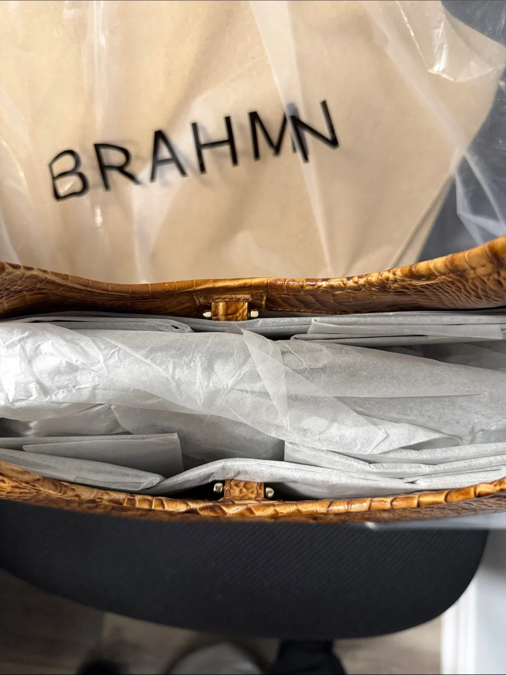 Cinnamon Brahmin Croc-Embossed Tote Bag - Stylish Everyday Carry - Picture 3 of 7